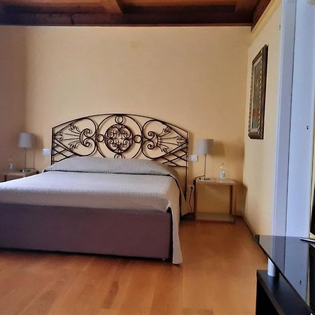 B&B Le Stanze Del Belriguardo Voghiera Екстер'єр фото